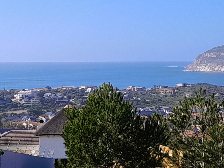 4 Bedroom Property for Sale in Whale Rock Western Cape